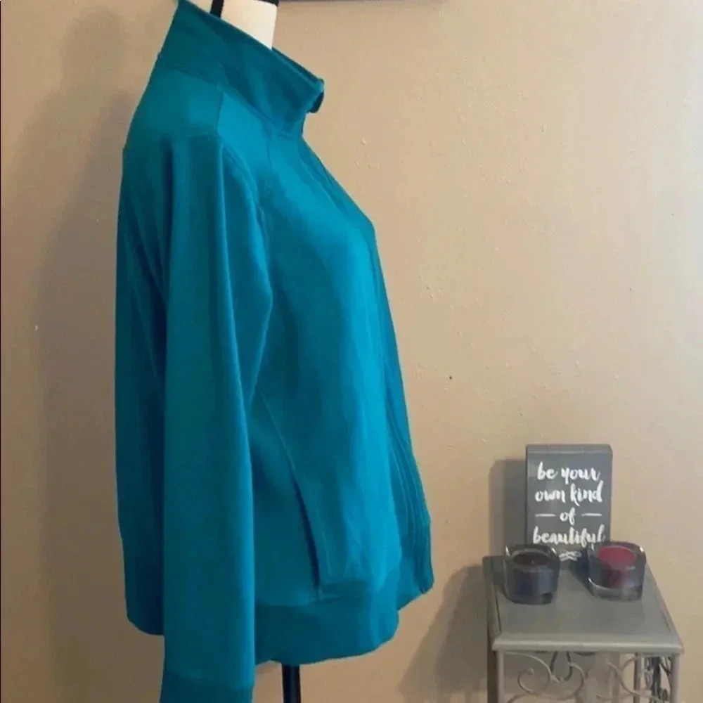 🏃‍♀️Cute track jacket 🏃‍♀️ - Picture 4 of 5